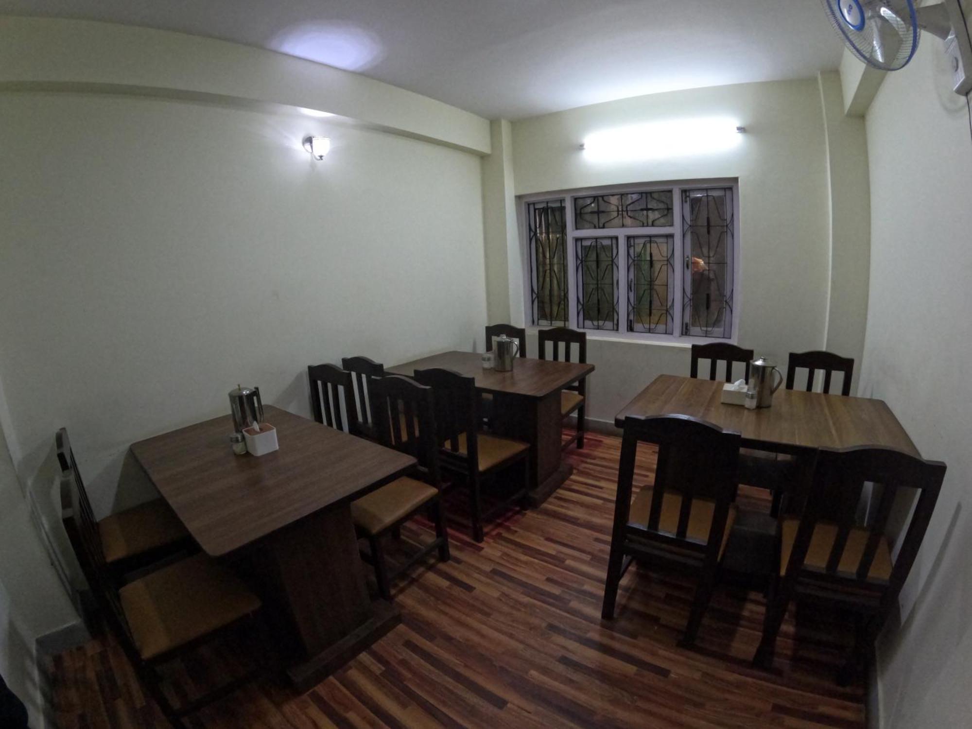 Hotel Global Village Kathmandu Exterior foto